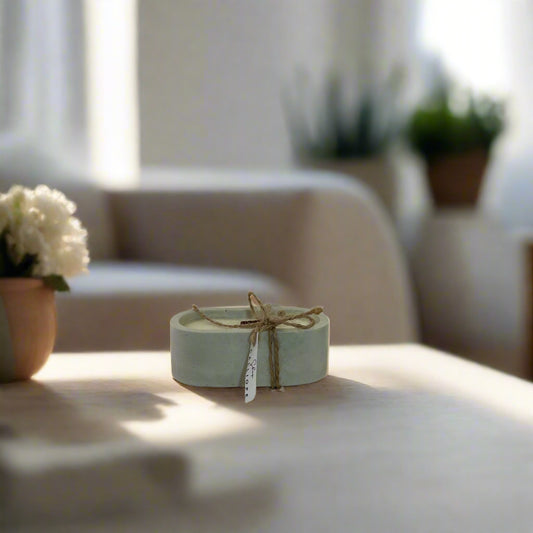 Κερί σόγιας σε οβάλ δοχείο πορσελάνης