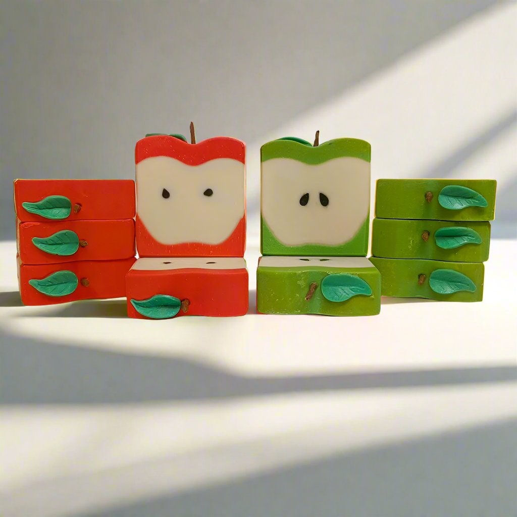 Σαπούνι Μήλο Apple soap, Unique Art Soap