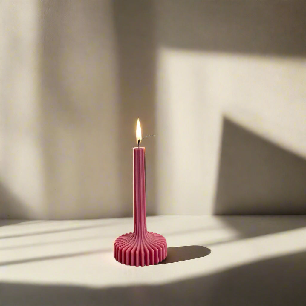 Κερί ριγέ κολώνα με βάση ribbed pillar candle