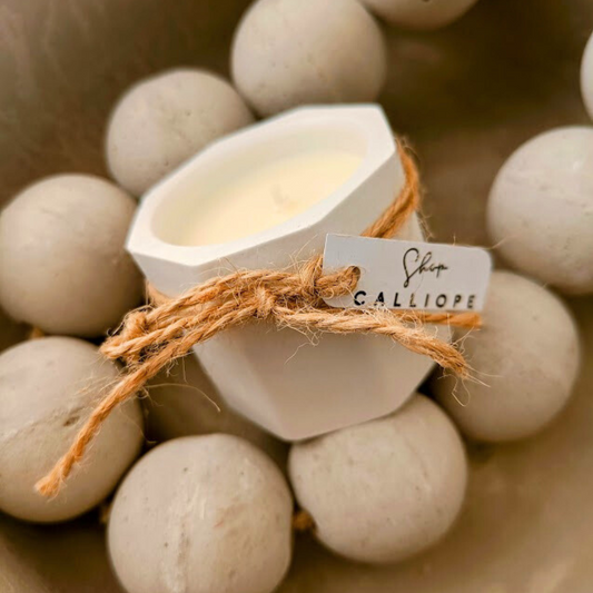 Κερί σόγιας σε χειροποίητο δοχείο πορσελάνης 'Οκτάγωνο'