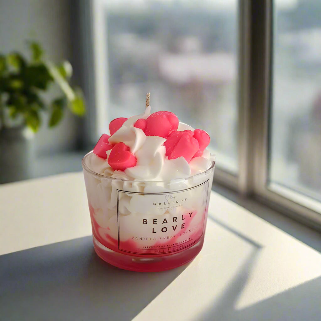 bear and hearts candle
