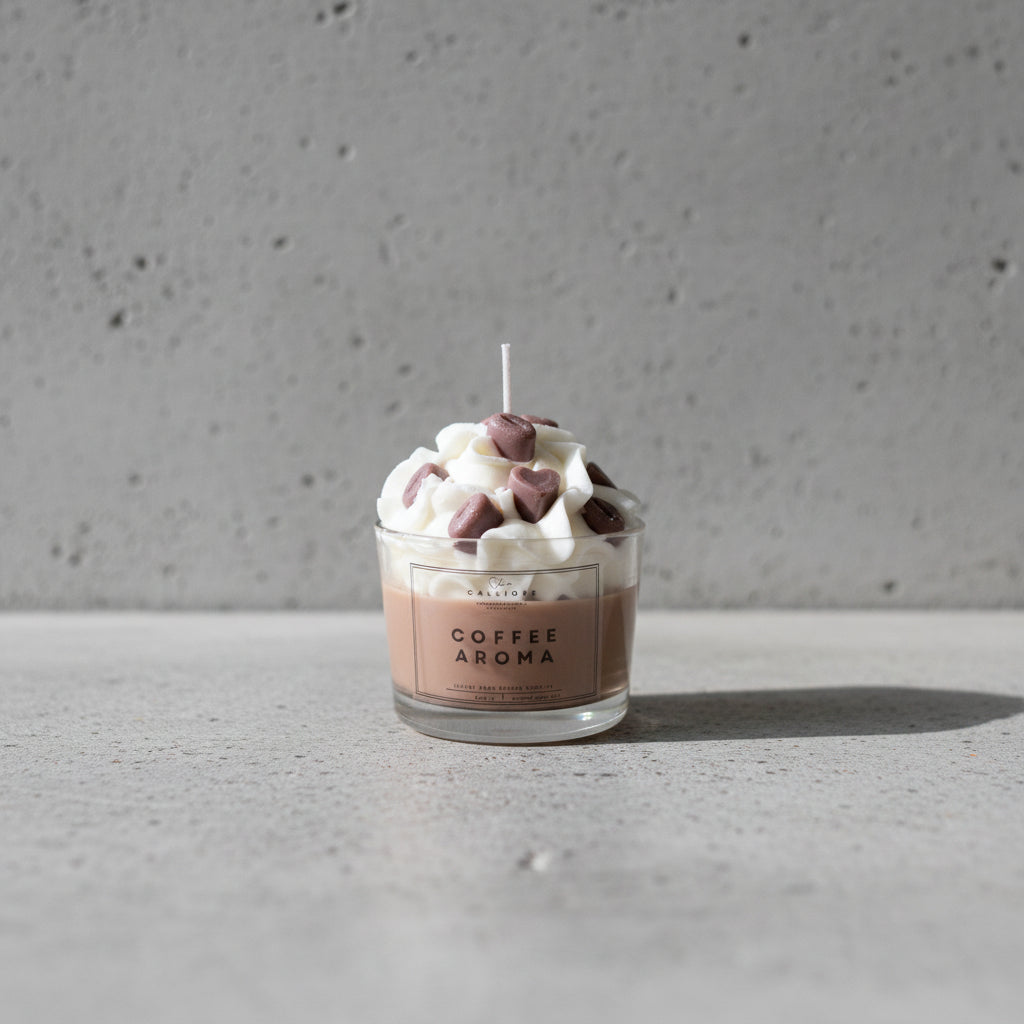 Χειροποίητο αρωματικό φυτικό κερί Coffee Aroma με γκουρμέ σαντιγί κεριού και κόκκους καφέ