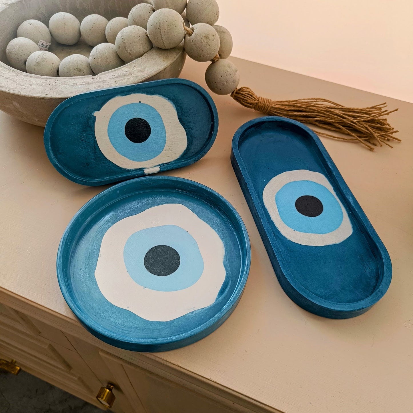 3 τσιμεντένιοι δίσκοι με σχέδιο ματι 