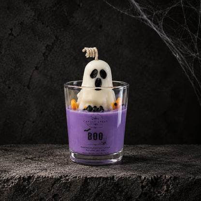 Χειροποίητο κερί Halloween Boo σε ποτήρι σφηνάκι με μωβ βάση